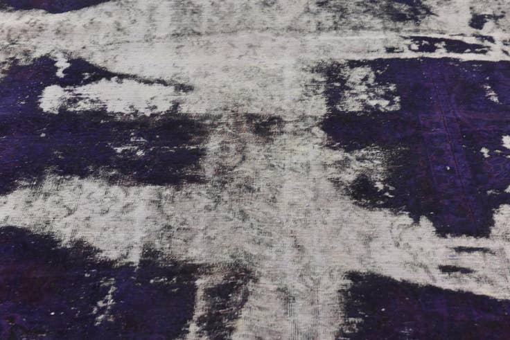 Detail image of 9' 5 x 12' 8 Hand Knotted Ultra Vintage Persian Wool Rug