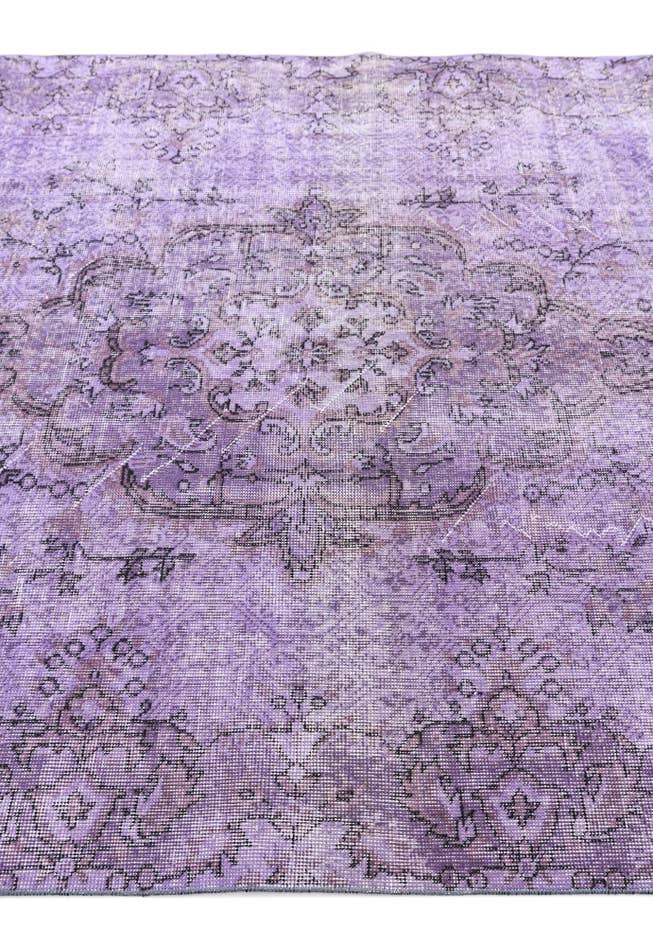 Detail image of 5' 5 x 9' 4 Ultra Vintage Wool Rug