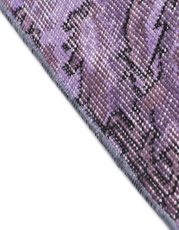 Detail image of 5' 5 x 9' 4 Ultra Vintage Wool Rug