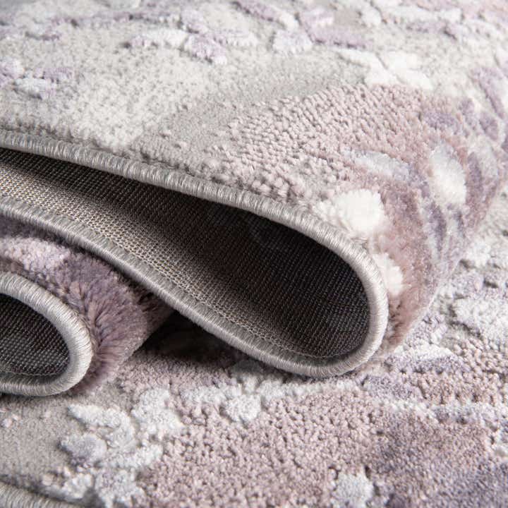 7' 10 x 10' Vince Camuto Rug