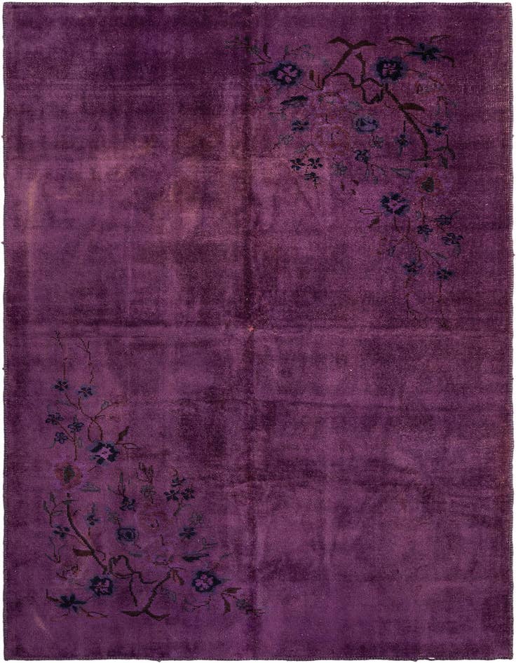 Detail image of 4' 11 x 7' 11 Vintage Royal Rug