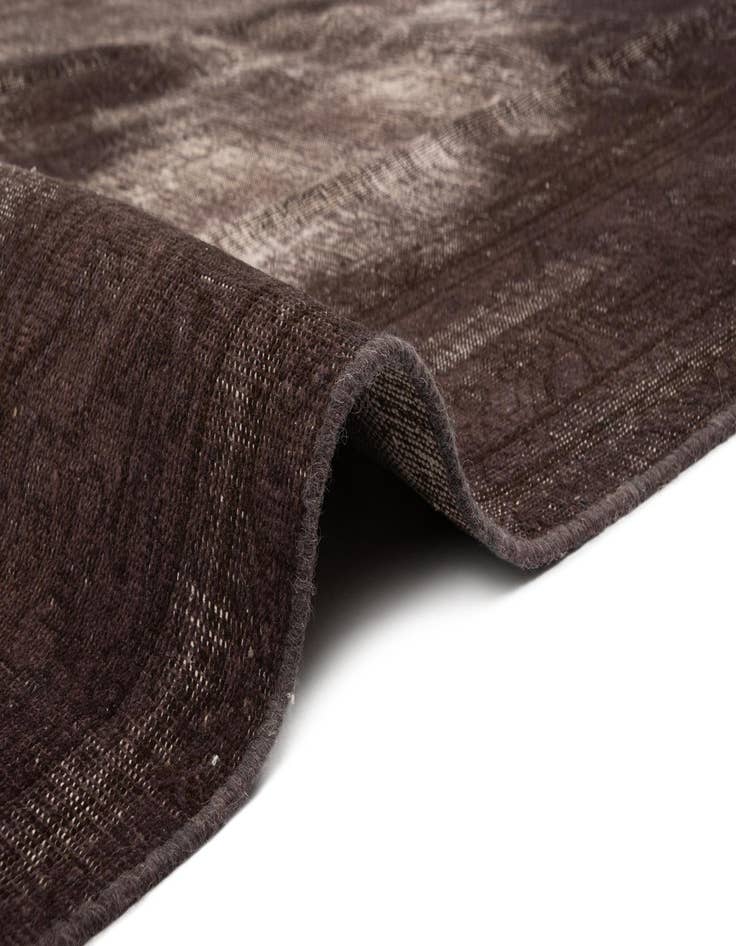 Detail image of 9' x 12' 8 Vintage Royal Rug