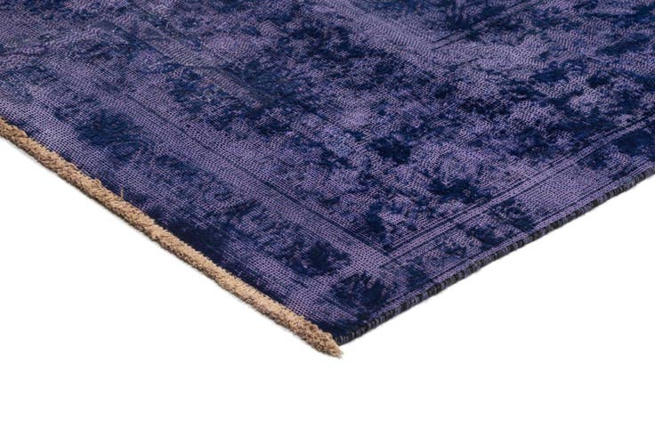 Detail image of 9' 7 x 12' 11 Vintage Royal Rug