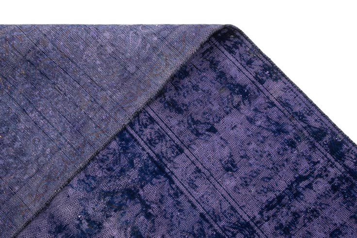 Detail image of 9' 7 x 12' 11 Vintage Royal Rug