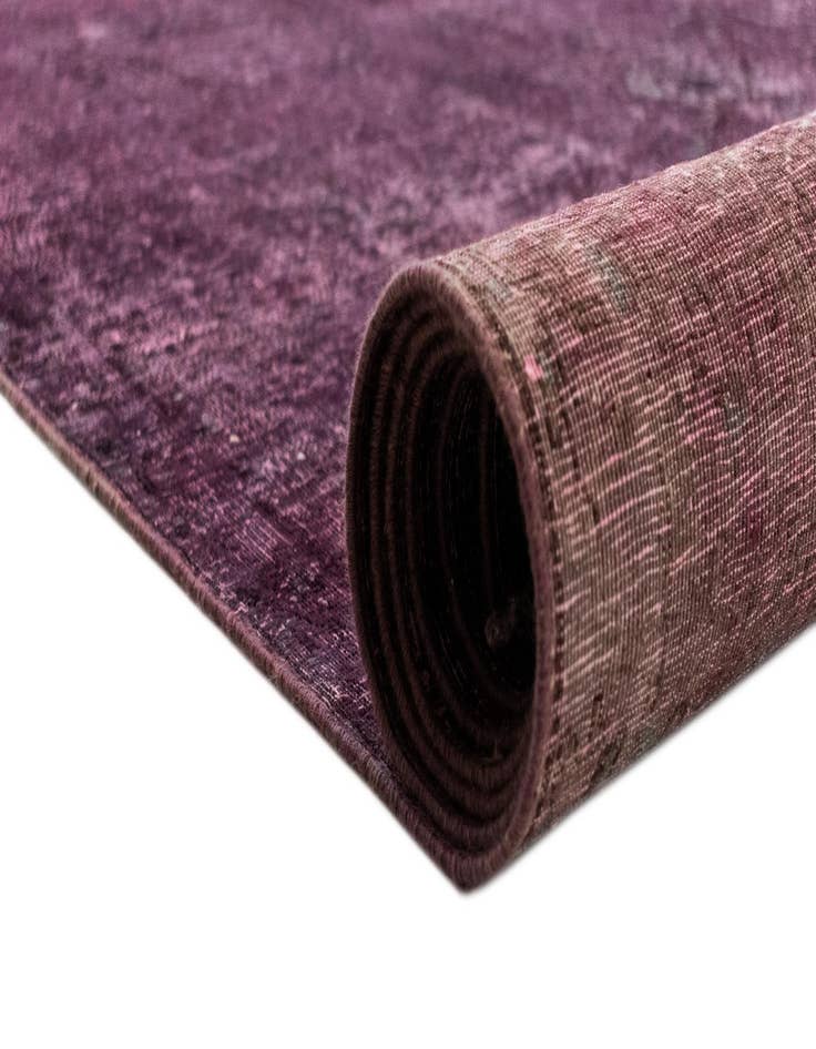 Detail image of 8' 9 x 11' 8 Vintage Royal Wool Rug