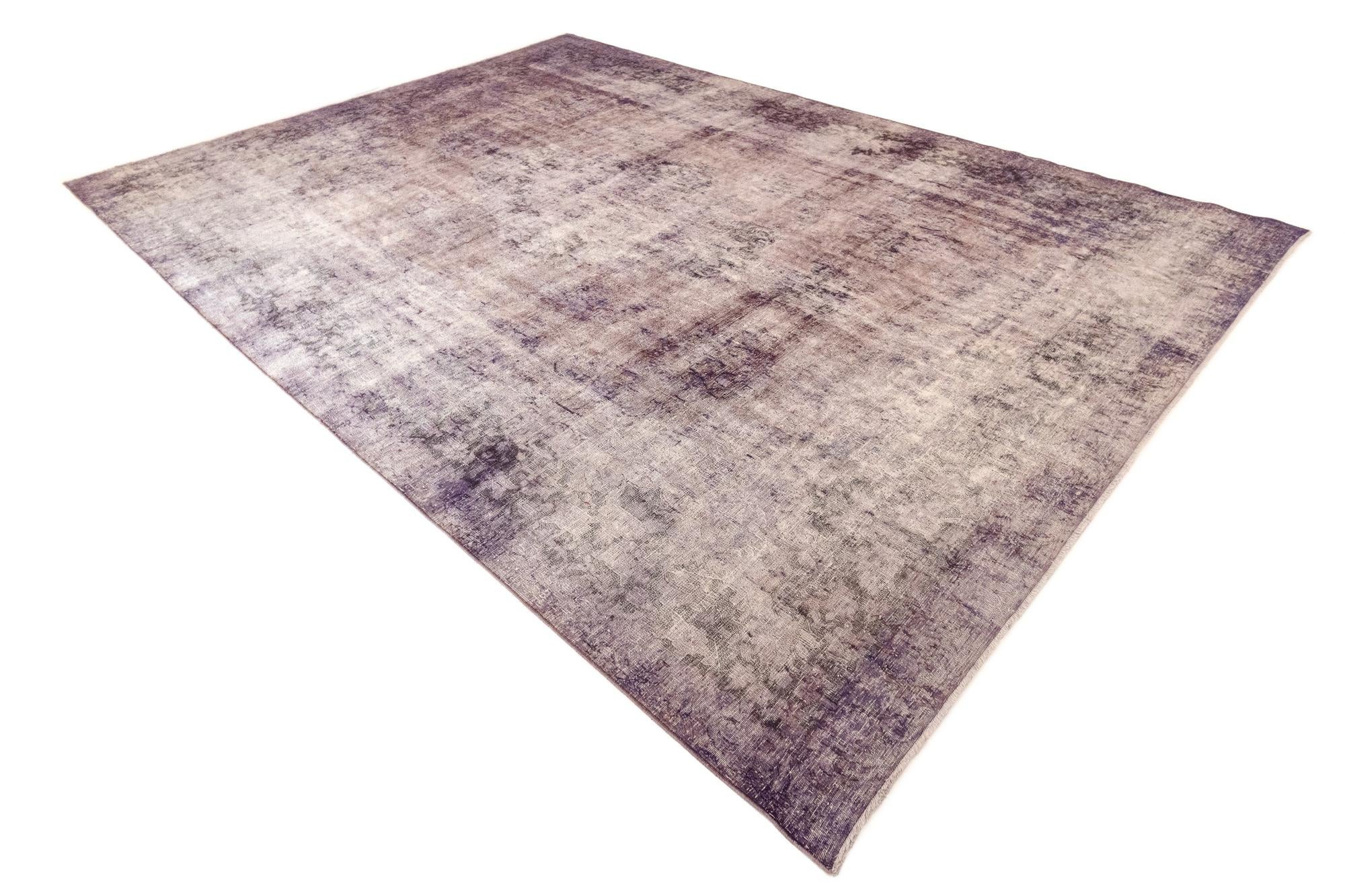 9' 10 x 13' 10 Vintage Royal Wool Rug