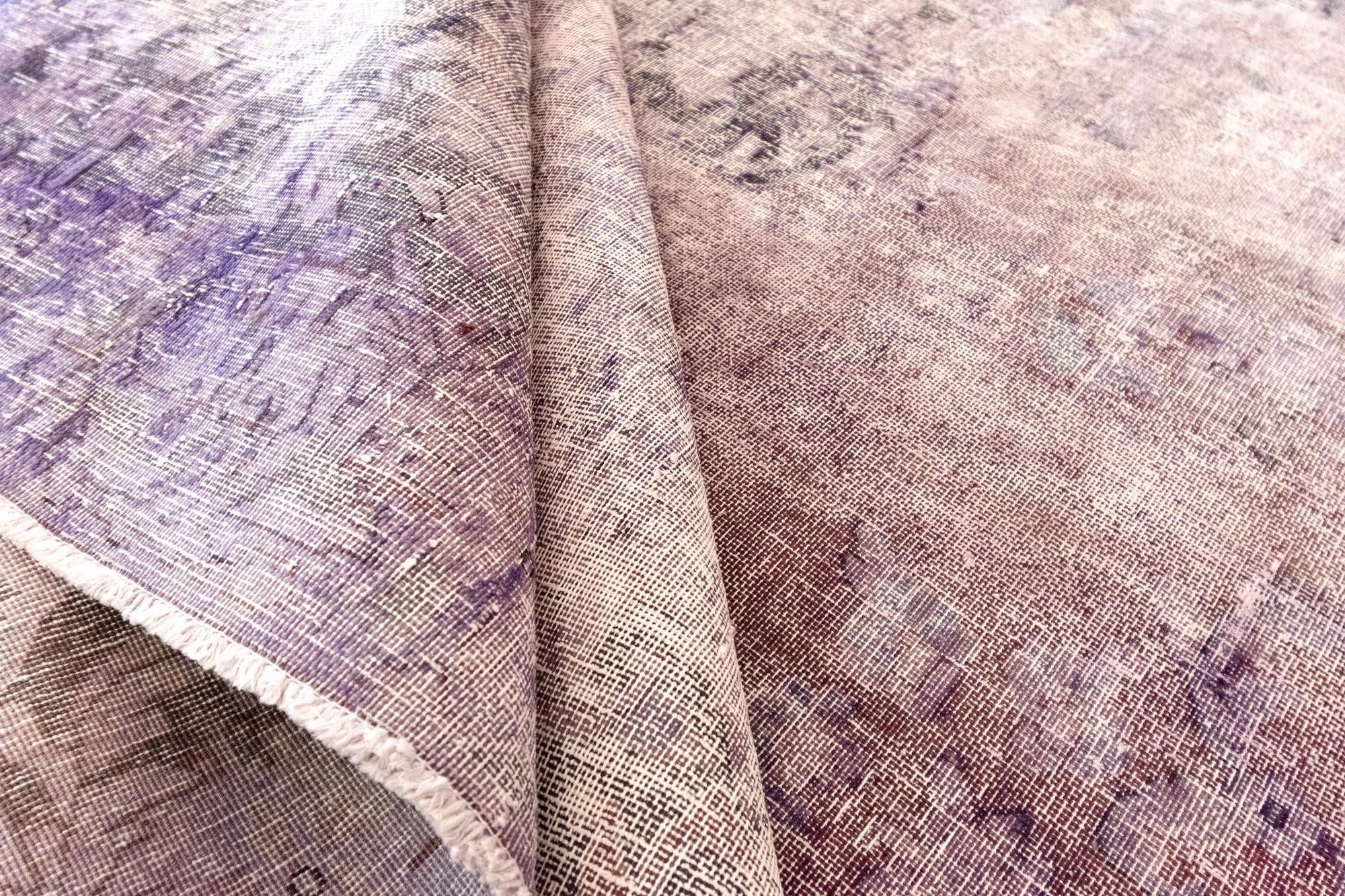 9' 10 x 13' 10 Vintage Royal Wool Rug