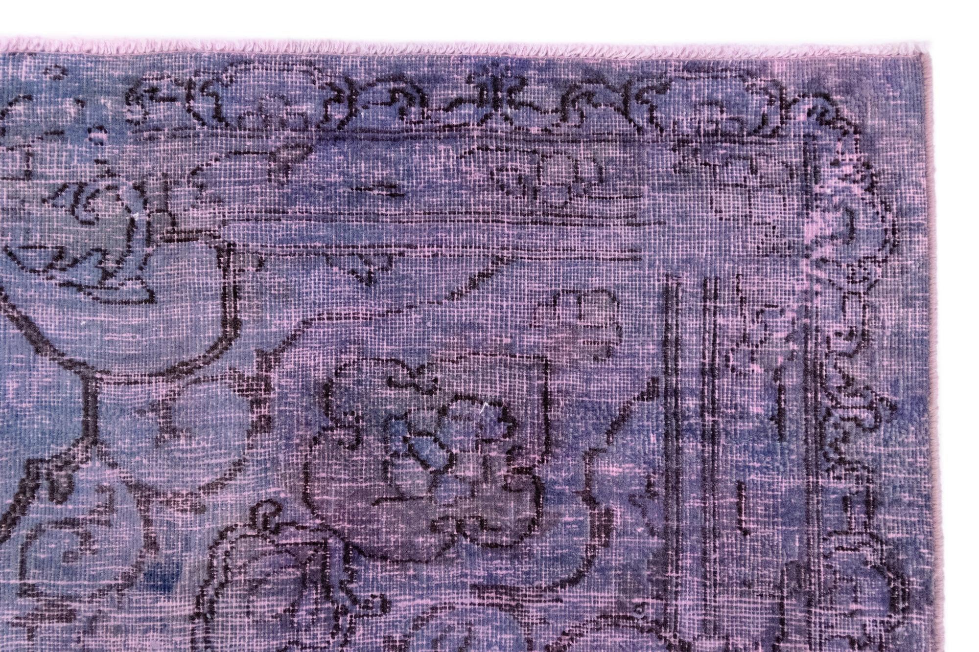 10' x 13' 7 Vintage Royal Wool Rug