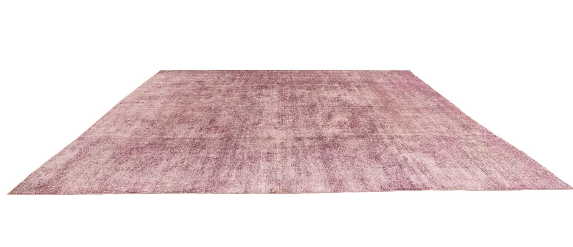 9' 9 x 13' 2 Vintage Royal Wool Rug