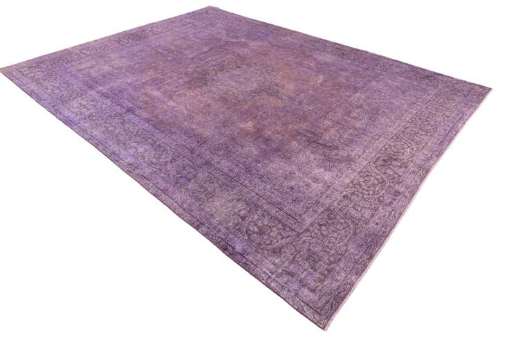 Detail image of 9' 9 x 13' Vintage Royal Wool Rug