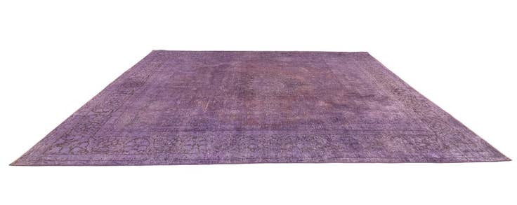 Detail image of 9' 9 x 13' Vintage Royal Wool Rug