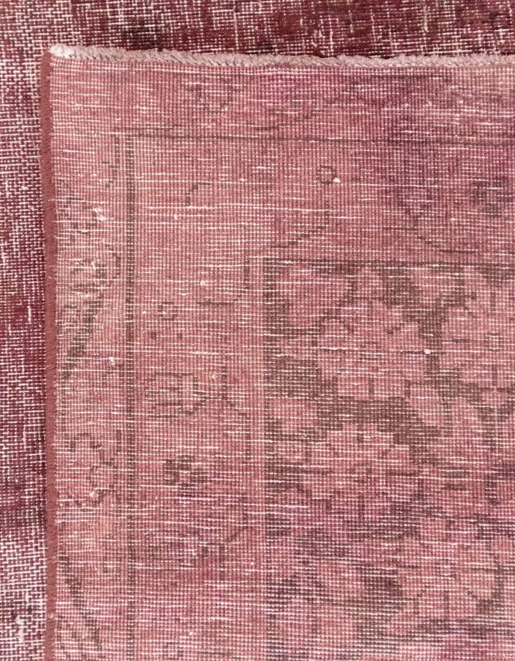 Detail image of 9' 9 x 13' 5 Vintage Royal Wool Rug