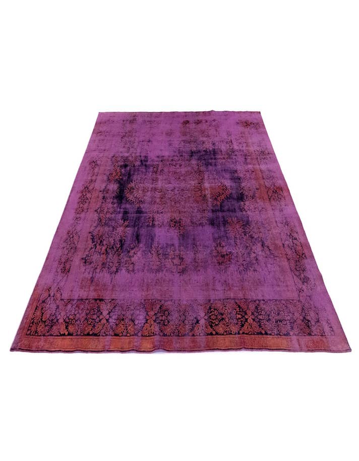 Detail image of 9' 9 x 12' 8 Vintage Royal Wool Rug