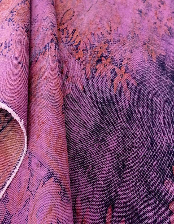 Detail image of 9' 9 x 12' 8 Vintage Royal Wool Rug