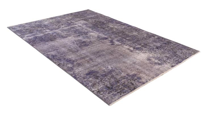 Detail image of 4' 8 x 6' 11 Vintage Royal Wool Rug
