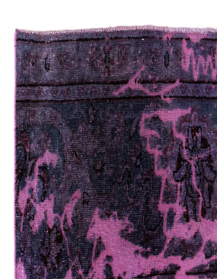 Detail image of 7' 6 x 12' 2 Vintage Royal Wool Rug