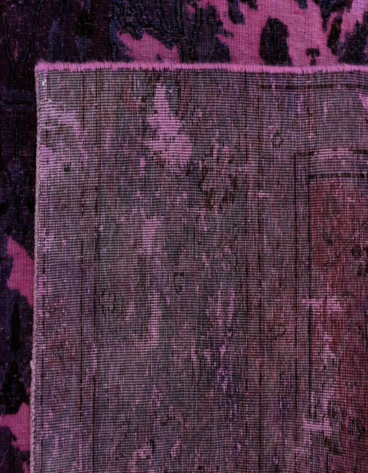 Detail image of 7' 6 x 12' 2 Vintage Royal Wool Rug