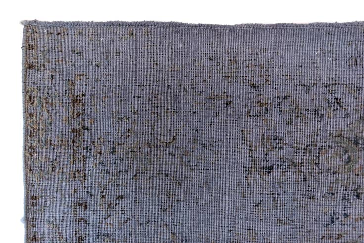 Detail image of 8' 7 x 12' 8 Vintage Royal Wool Rug