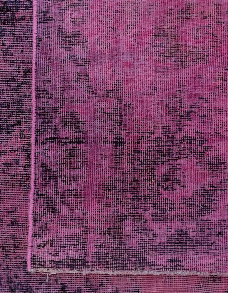 Detail image of 9' 6 x 11' 3 Vintage Royal Wool Rug