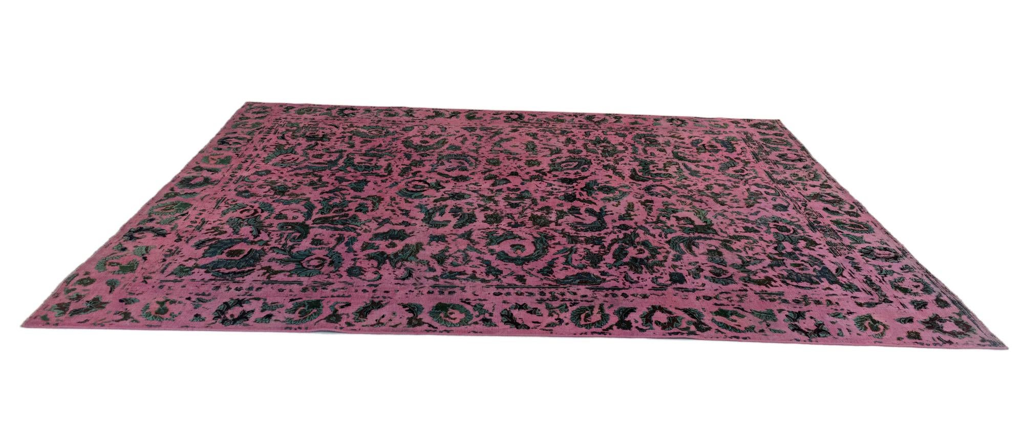 9' 1 x 12' Vintage Royal Wool Rug