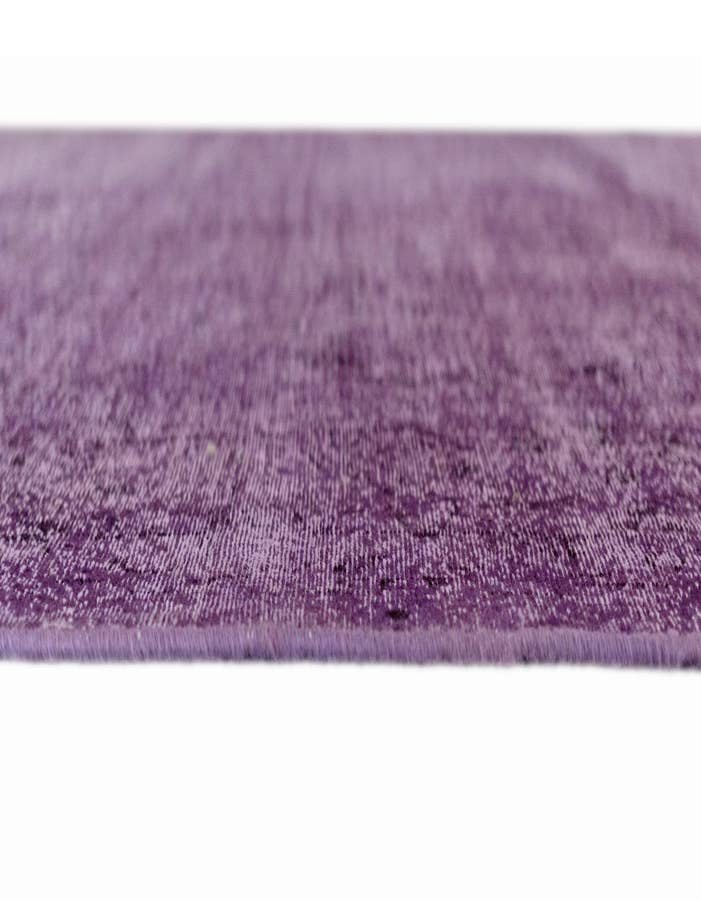 Detail image of 7' 10 x 10' 11 Vintage Royal Wool Rug