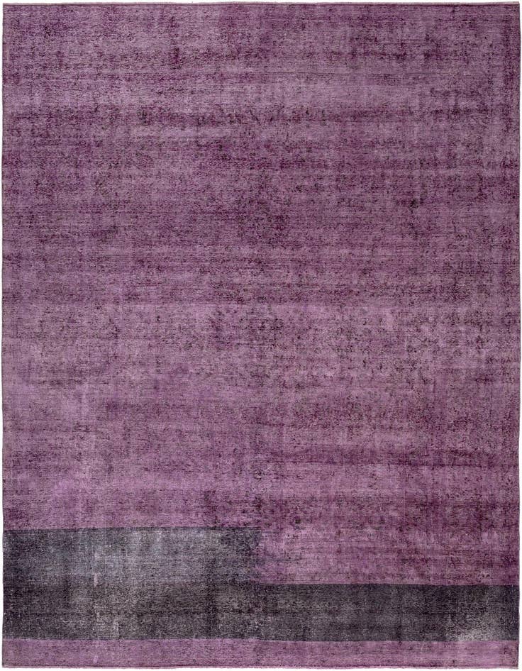 Detail image of 7' 10 x 10' 11 Vintage Royal Wool Rug