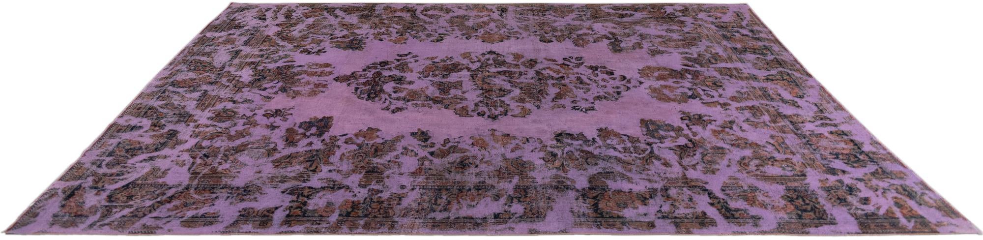 8' 7 x 11' 8 Vintage Royal Wool Rug