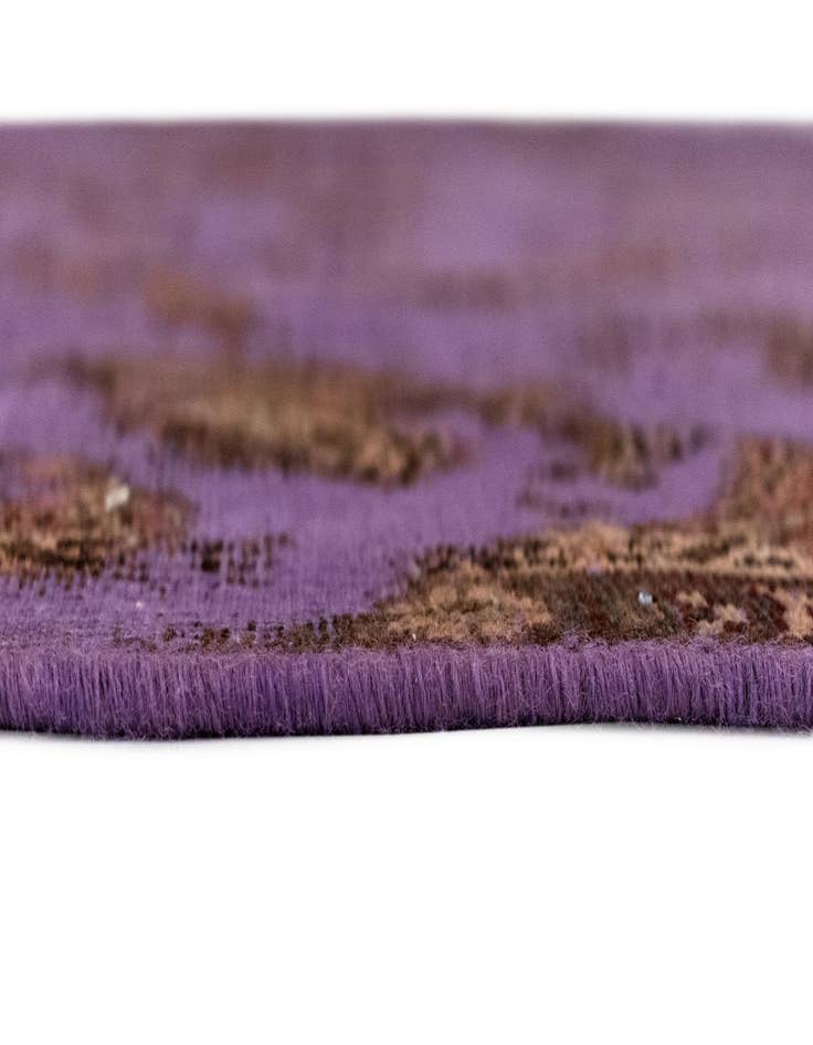 Detail image of 8' 1 x 11' 4 Vintage Royal Wool Rug