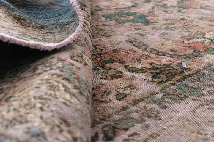 6' 10 x 9' 9 Vintage Royal Wool Rug