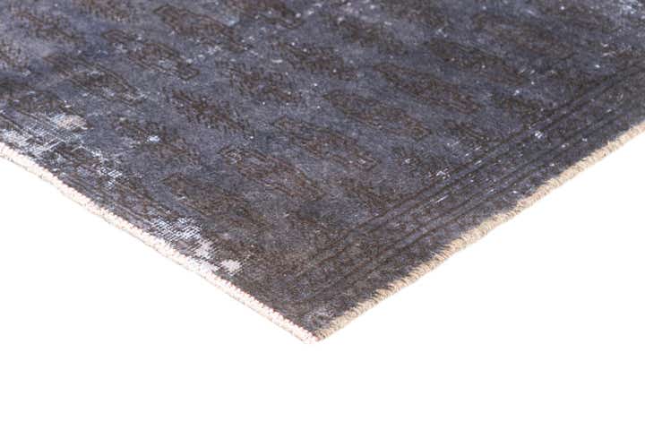 5' x 7' 9 Vintage Royal Rug