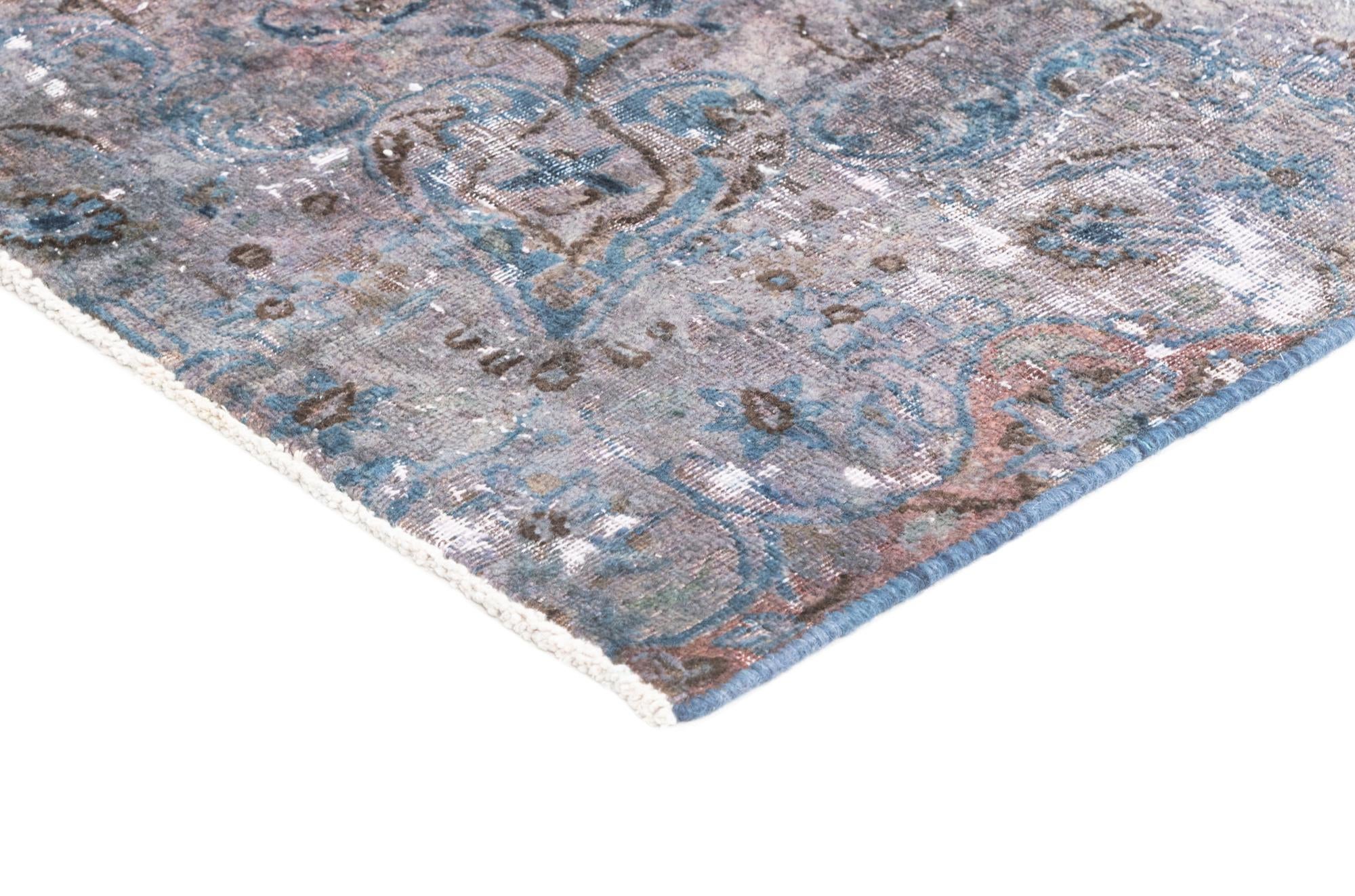 5' 3 x 7' 10 Vintage Royal Rug