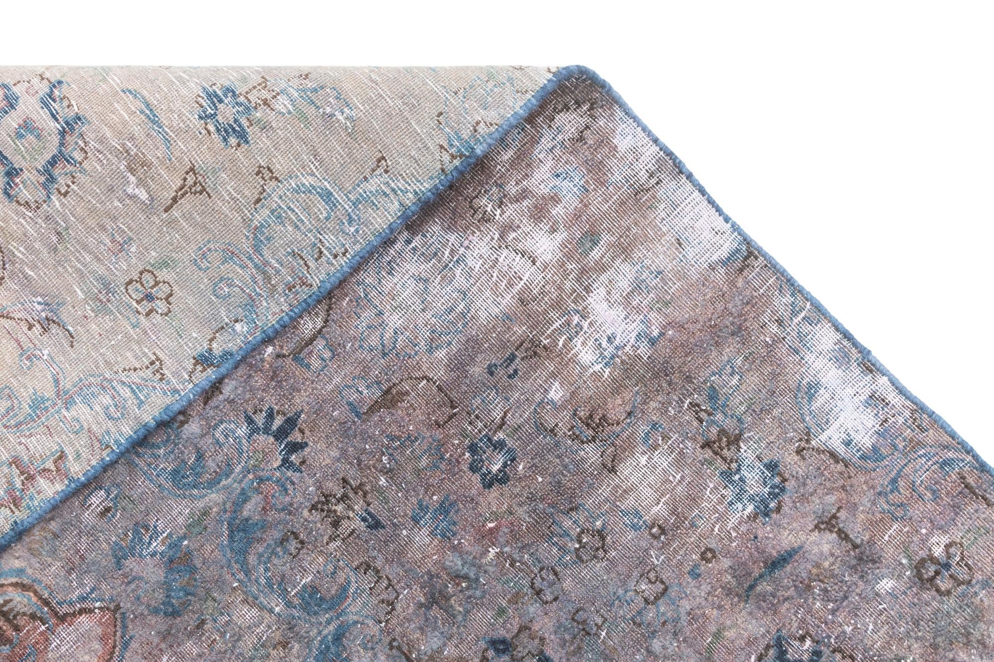 5' 3 x 7' 10 Vintage Royal Rug