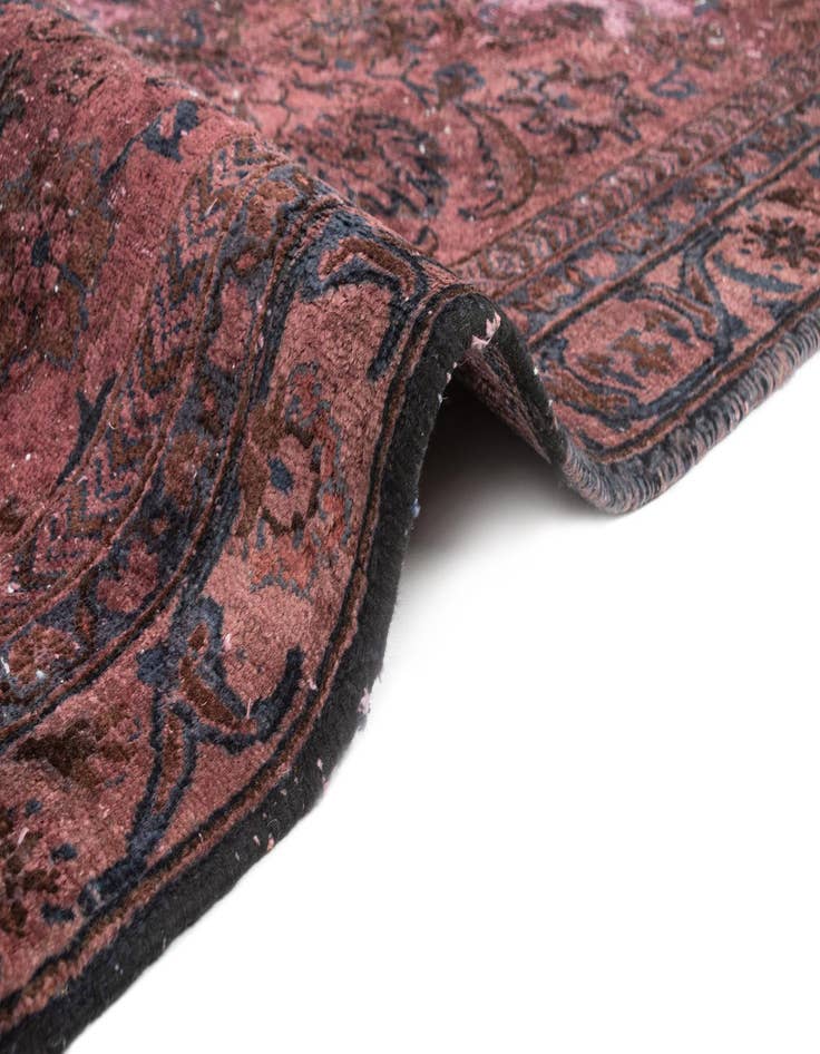 Detail image of 7' 3 x 8' 11 Vintage Rug