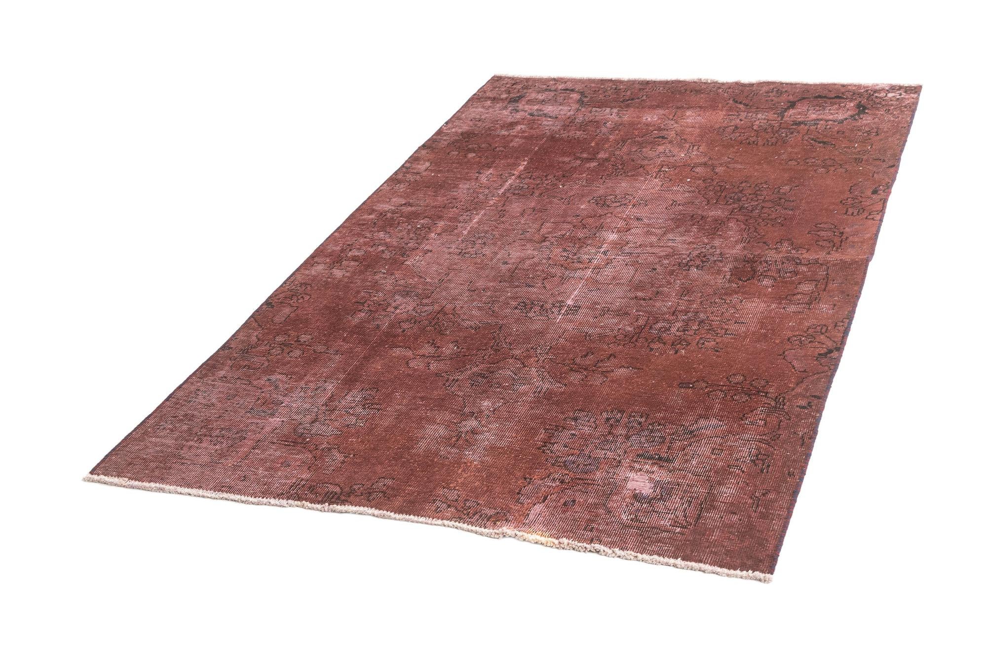 4' 7 x 7' 7 Vintage Rug