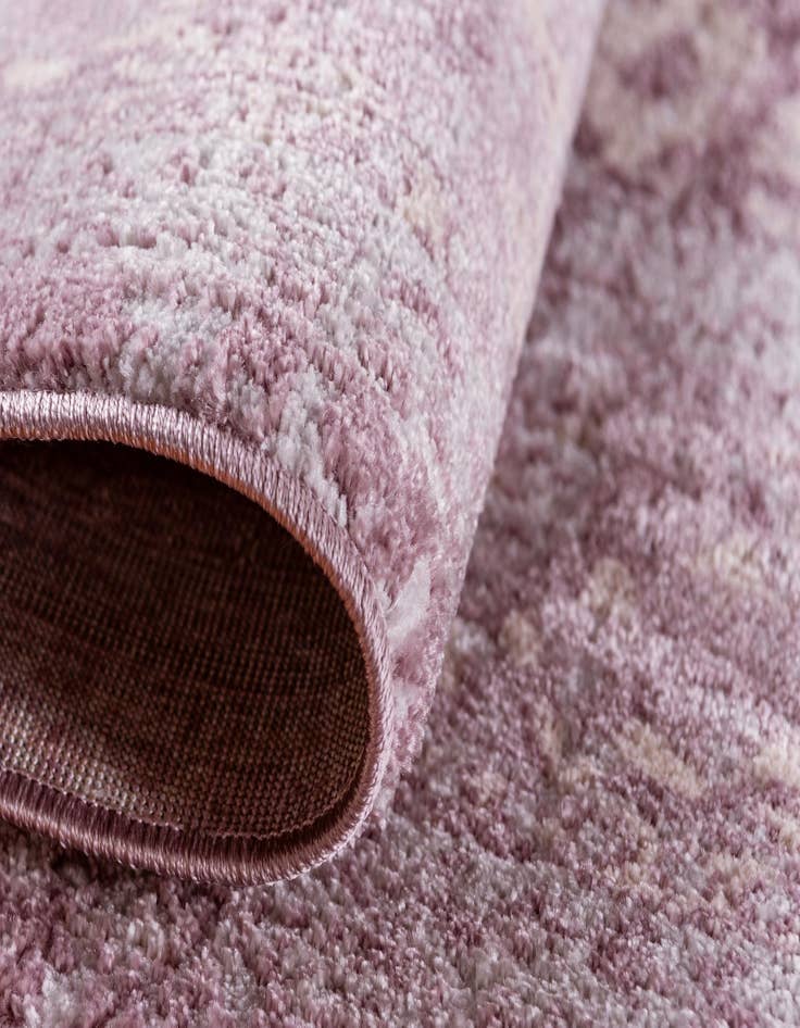 Detail image of 6' x 6' Legacy Round Rug