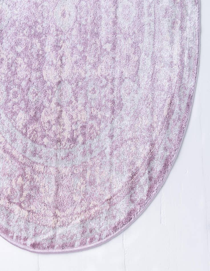 Detail image of 6' x 6' Legacy Round Rug