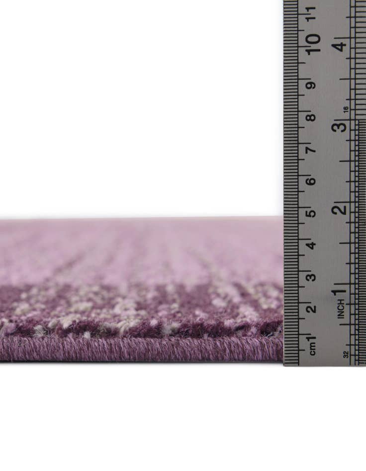 Detail image of 2' 7 x 10' Angelica Runner Rug