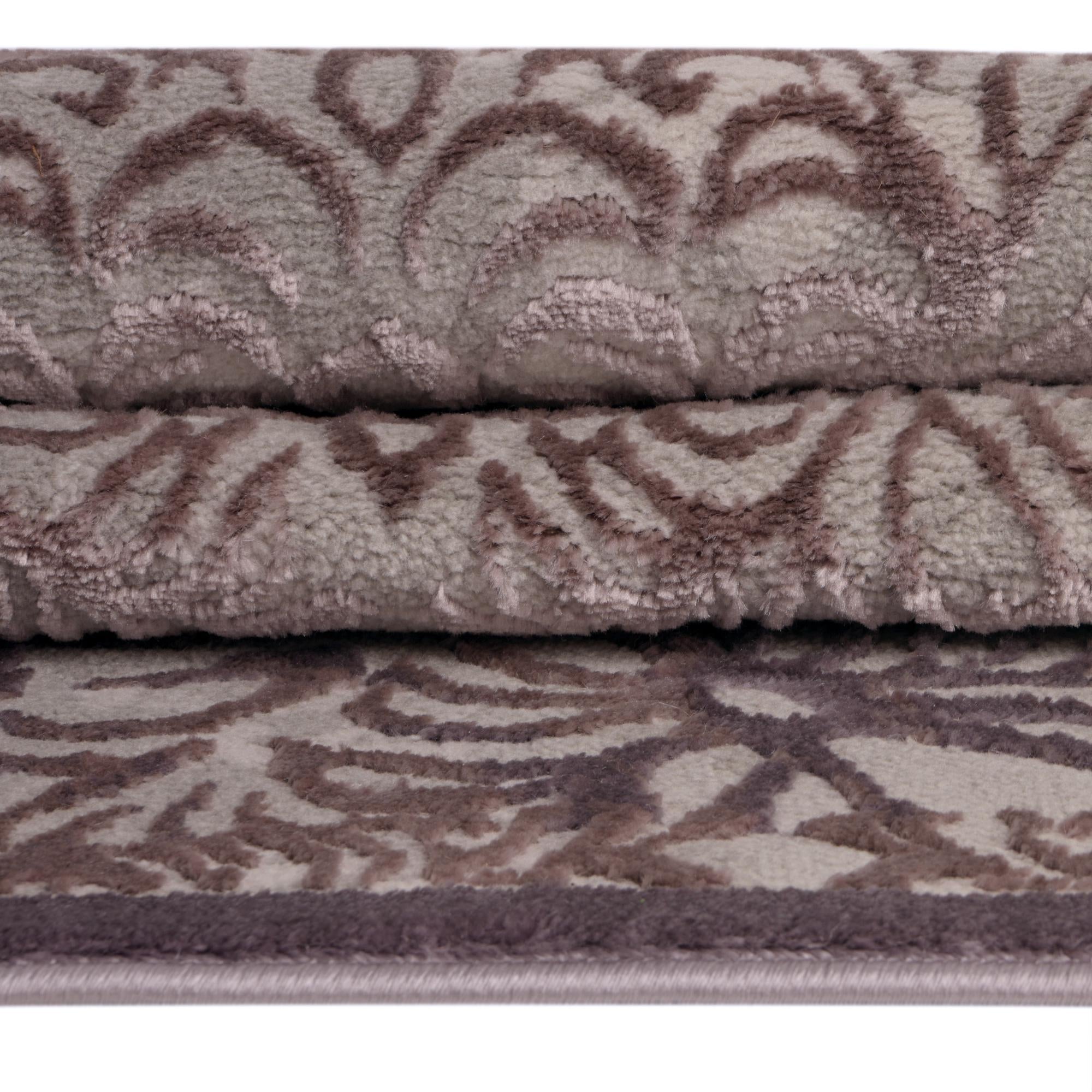 5' 3 x 5' 3 Chesterfield Square Rug