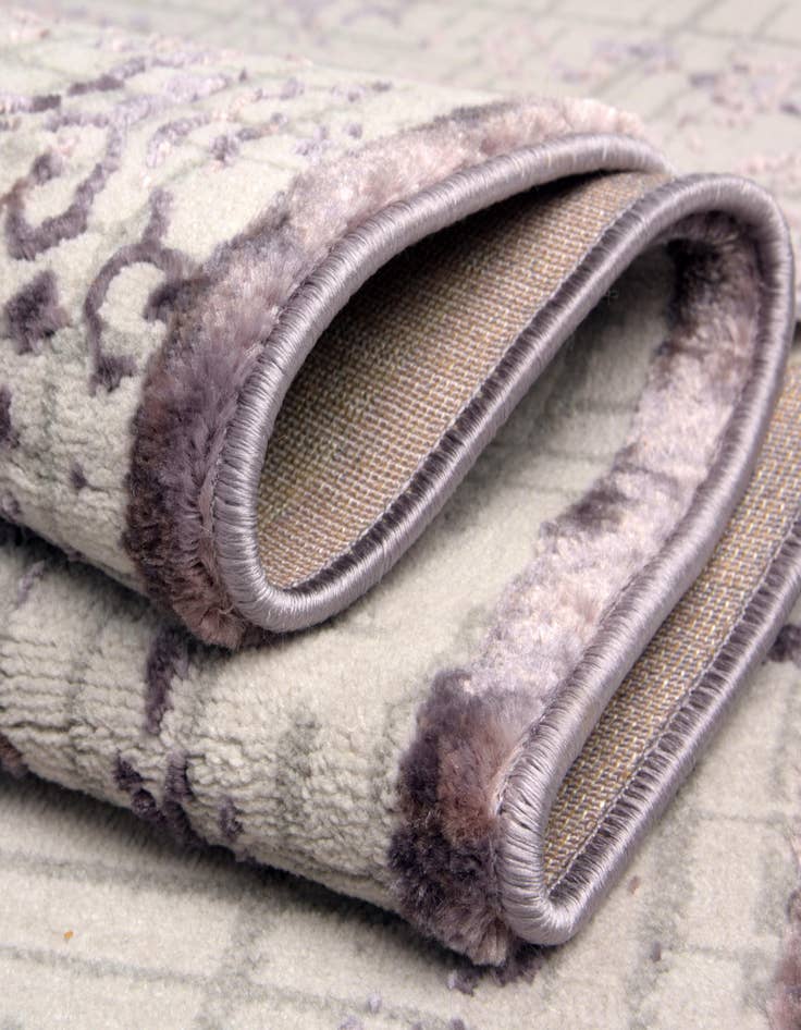 Detail image of 5' 3 x 5' 3 Derbyshire Square Rug