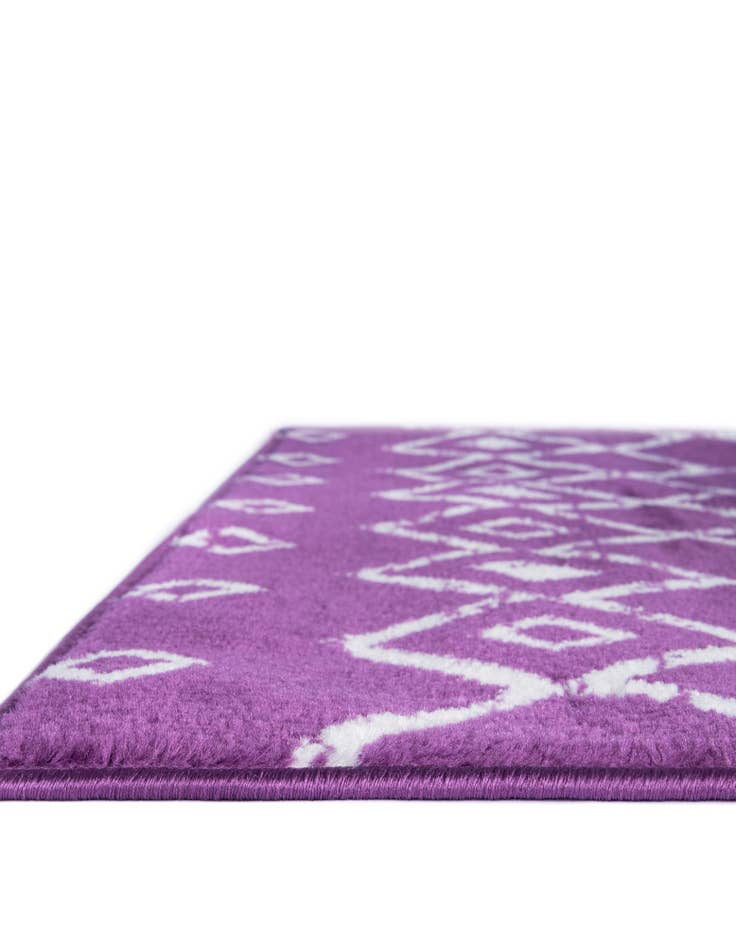 Detail image of 7' 10 x 7' 10 Kasbah Trellis Square Rug