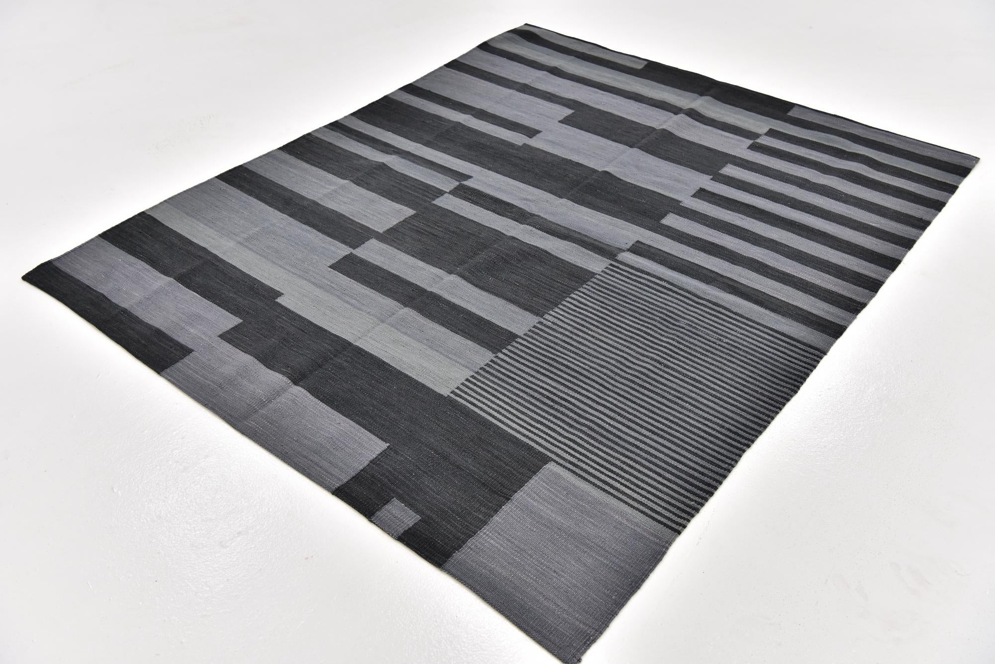5' 2 x 6' 4 Hand Woven Kilim Modern Wool Square Rug