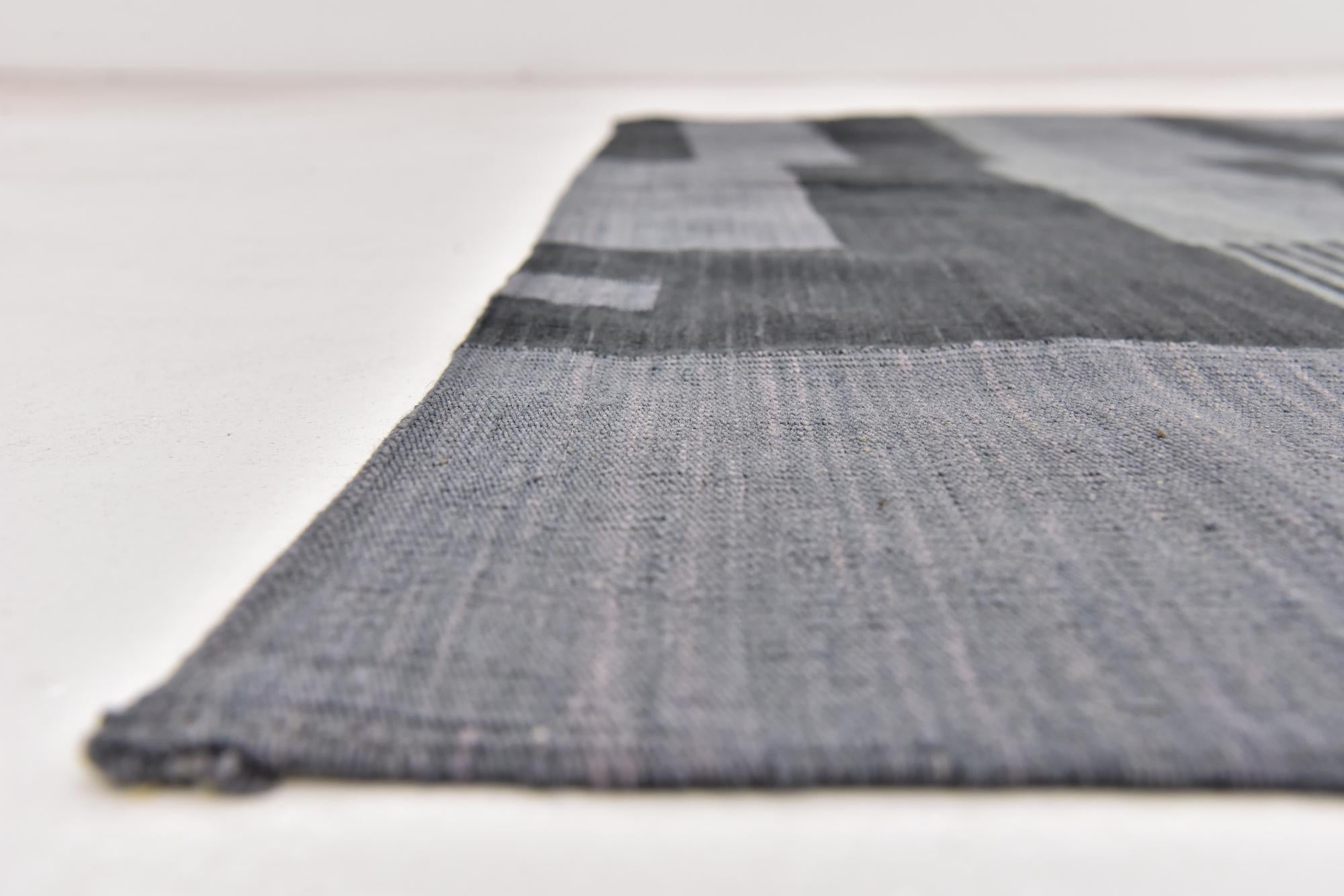 5' 2 x 6' 4 Hand Woven Kilim Modern Wool Square Rug