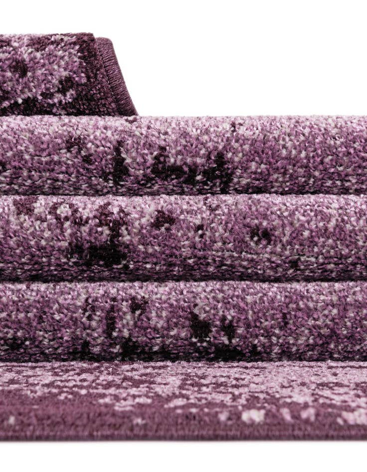 Detail image of 7' 10 x 7' 10 Loft Square Rug