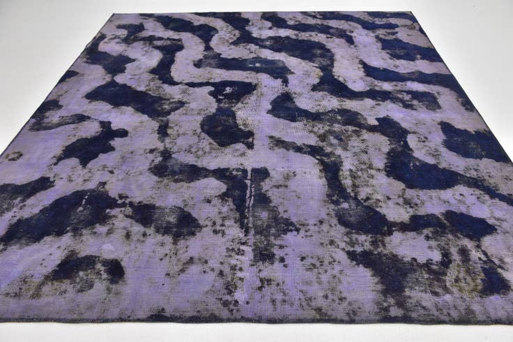 Detail image of 8' 2 x 9' 4 Hand Knotted Ultra Vintage Persian Wool Square Rug