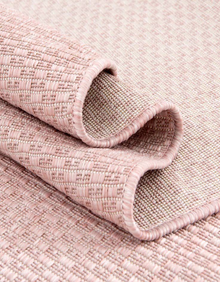 Detail image of 2' x 3'  Washable Solid Indoor / Outdoor Oval Rug