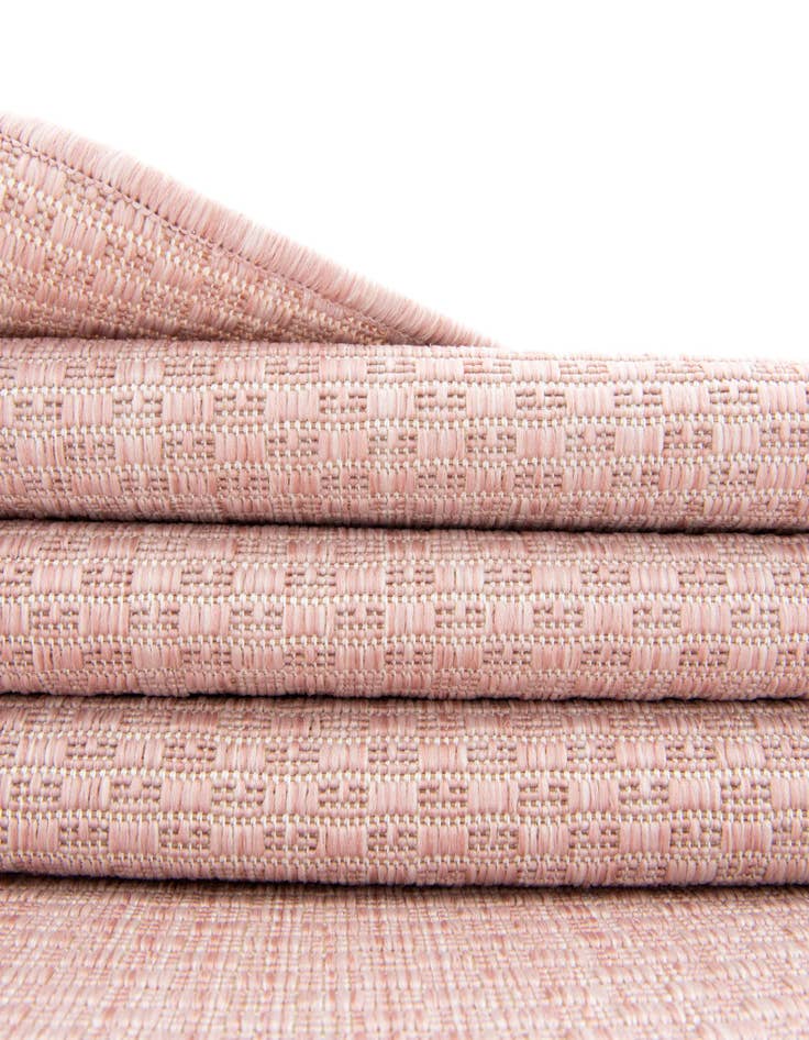 Detail image of 2' x 3'  Washable Solid Indoor / Outdoor Oval Rug