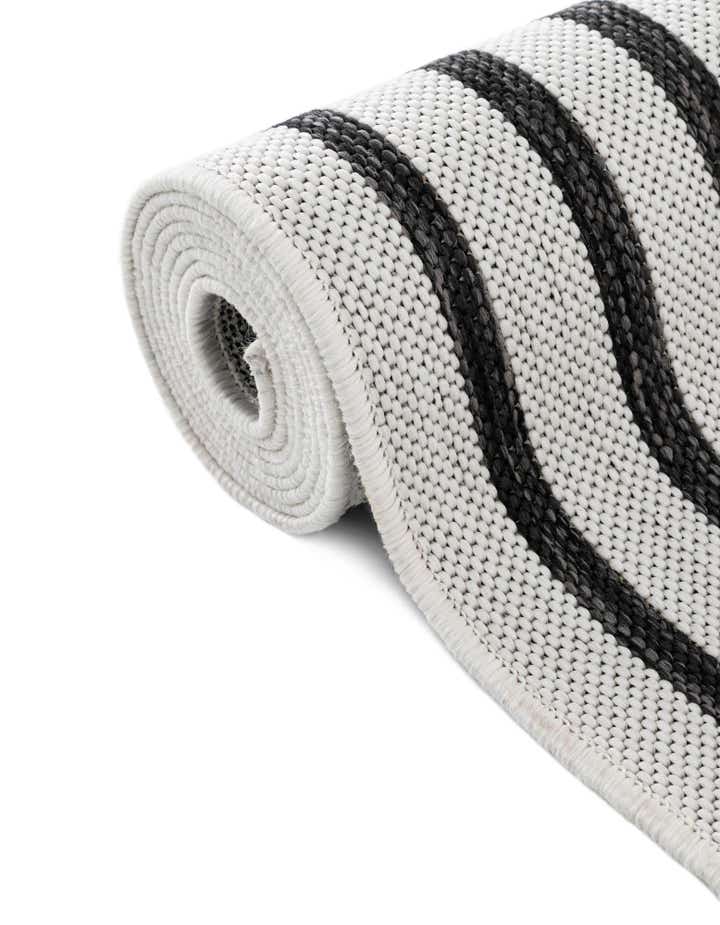 9' x 12' Easy-Clean Modern Indoor / Outdoor Rug