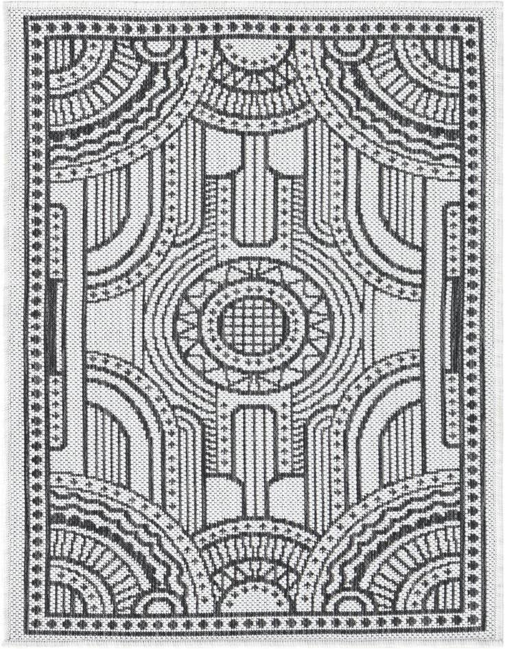 Detail image of 2' x 3' 1 Easy-Clean Traditional Indoor / Outdoor Rug