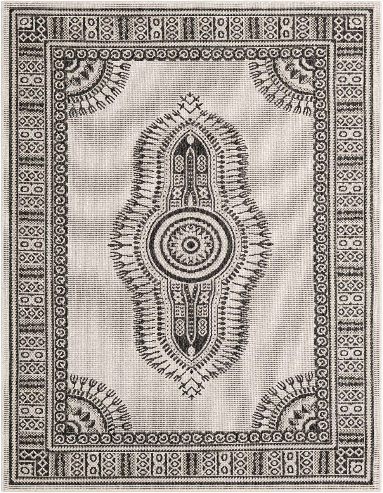5' 3 x 8' Easy-Clean Traditional Indoor / Outdoor Rug