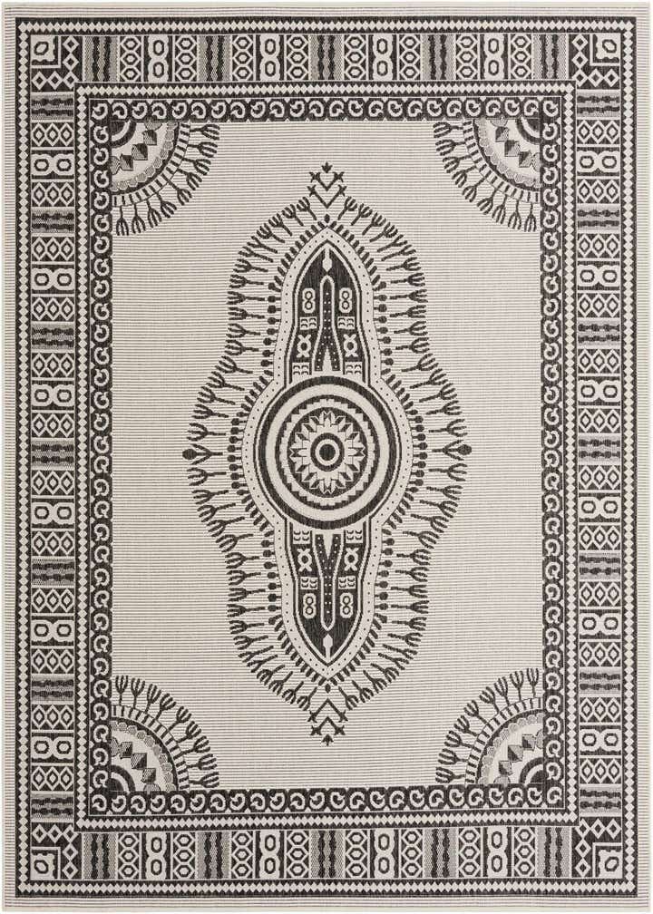7' 10 x 10' Easy-Clean Traditional Indoor / Outdoor Rug